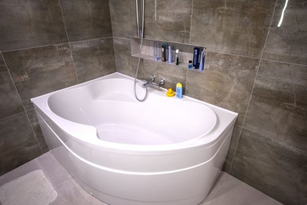 Large Bathtub Installation in New Albany